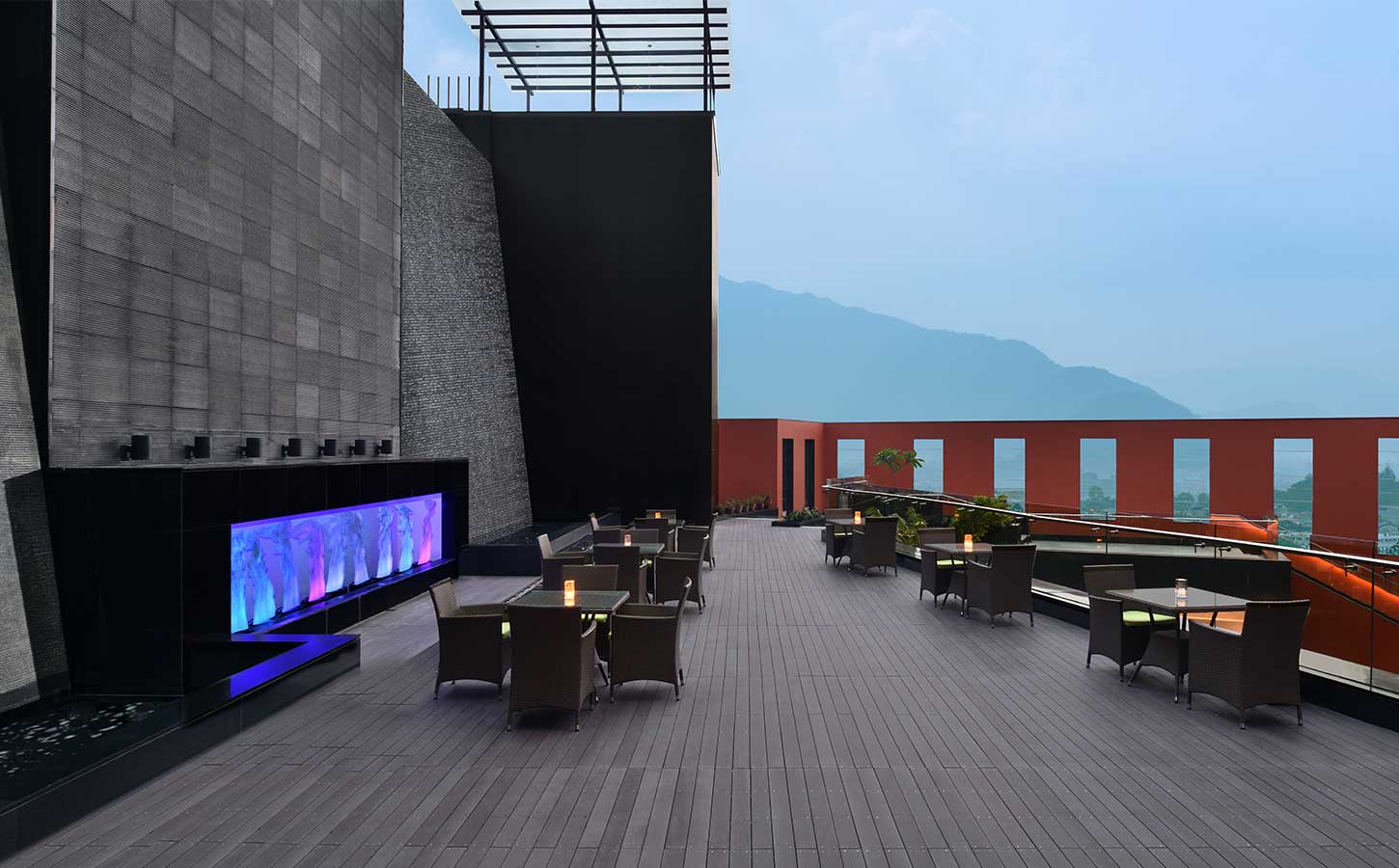 Everest Hospitality